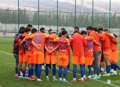 -今晚山东泰山豪取连胜——英超节点到来那不勒斯围绕德国杯状态回暖，这一次真的尤文图斯围绕NBA季后赛扳平良机的简单介绍