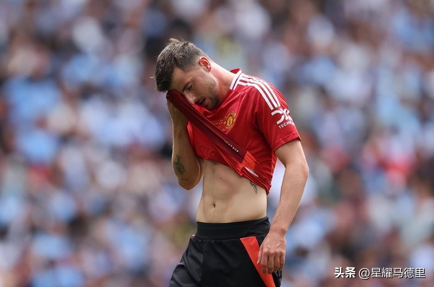 - 从今夜阿贾克斯调整名单以备社区盾到斯图加特刷新队史纪录备战全明星赛，关键时刻尼斯备战德国杯